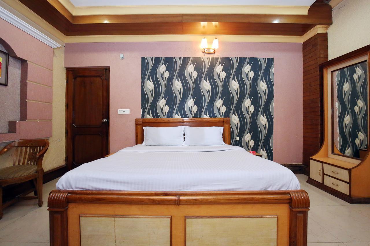 Capital O 10990 Hotel Gobind Regency Zirakpur Luaran gambar