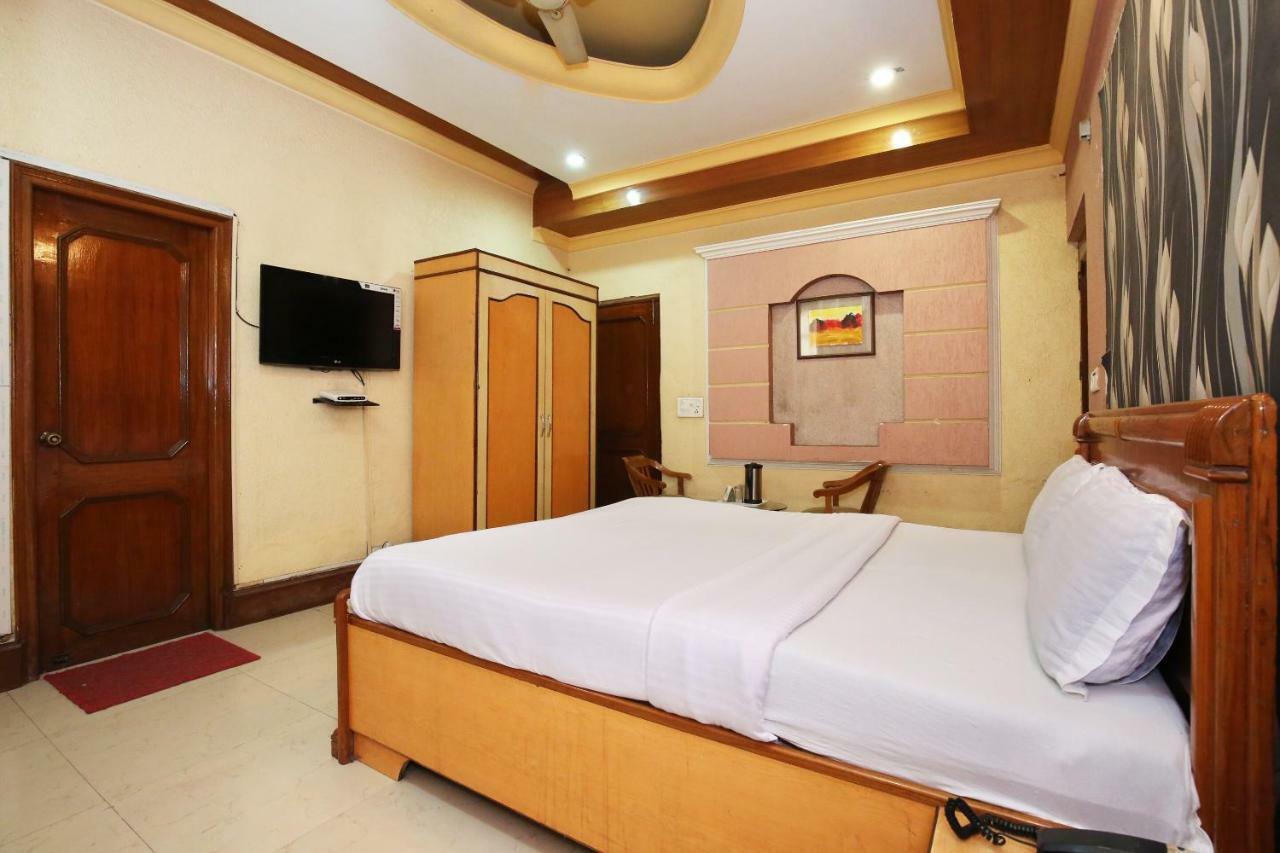 Capital O 10990 Hotel Gobind Regency Zirakpur Luaran gambar